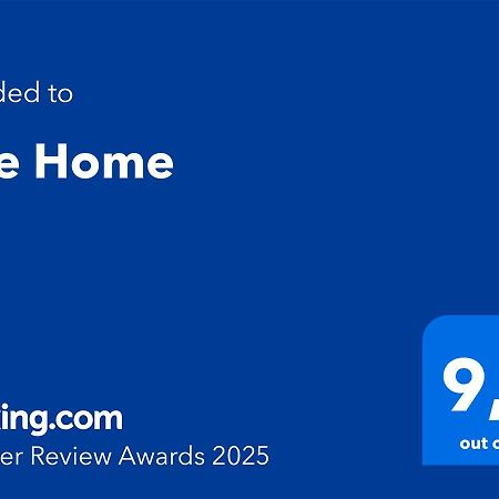 Erre Home نابولي المظهر الخارجي الصورة